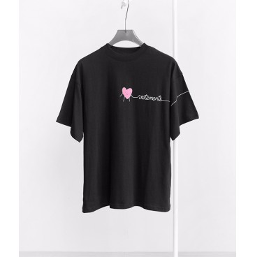 VETEMENTS